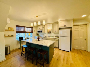 Serenade Cottage in the Country